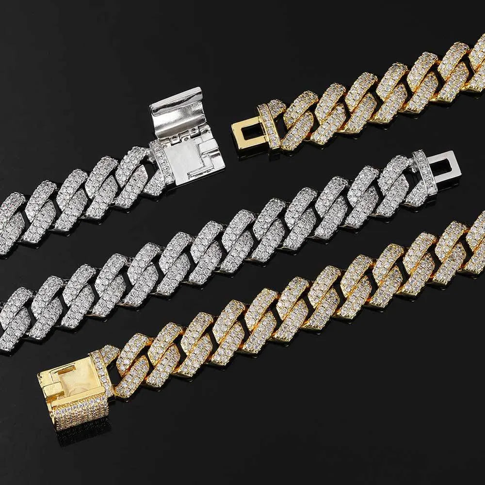Vault592™ Moissanite Cuban Chain – Luxury and Icy Brilliance